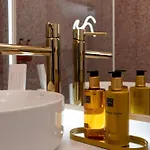Apartman Soni Exclusive Plaza With Private Parking & Self Check-in *