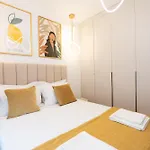 Apartman Soni Exclusive Plaza With Private Parking & Self Check-in Bukarest