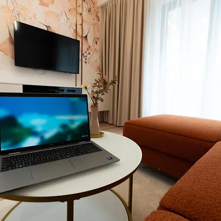 Soni Exclusive Plaza With Private Parking & Self Check-in Appartement *