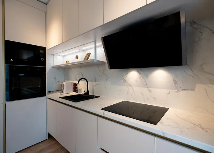 Soni Exclusive Plaza With Private Parking & Self Check-in Lägenhet Bukarest