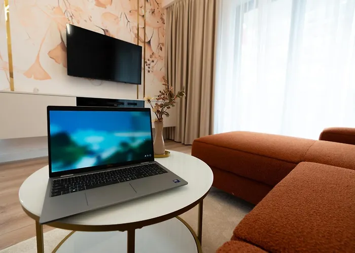 Soni Exclusive Plaza With Private Parking & Self Check-in Apartman *