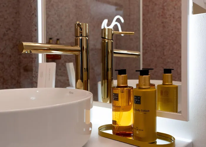 Lägenhet Soni Exclusive Plaza With Private Parking & Self Check-in *