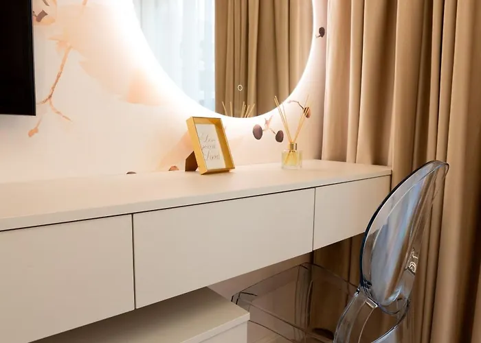 Lägenhet Soni Exclusive Plaza With Private Parking & Self Check-in