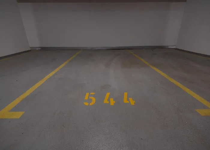 Lägenhet Soni Exclusive Plaza With Private Parking & Self Check-in