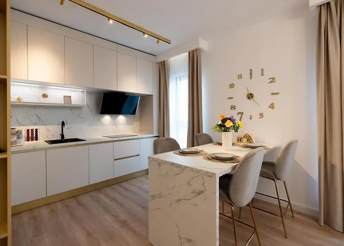 Soni Exclusive Plaza With Private Parking & Self Check-in Lägenhet *