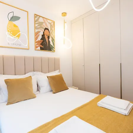 公寓 Soni Exclusive Plaza With Private Parking & Self Check-in 布加勒斯特