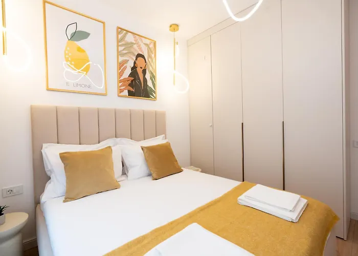 아파트 Soni Exclusive Plaza With Private Parking & Self Check-in 부쿠레슈티